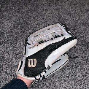 Wilson A2000 Infield Softball Glove